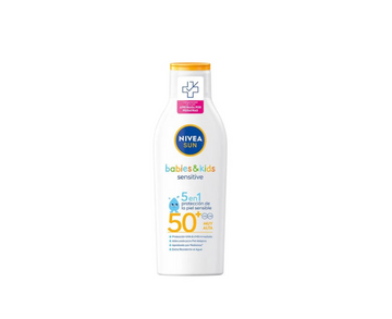 Protector Solar 5 en 1 Babies & Kids Piel Sensible Loción Solar FPS50 Nivea